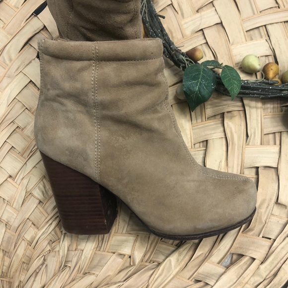 Jeffrey Campbell suede rumble bootie - Picture 5 of 10